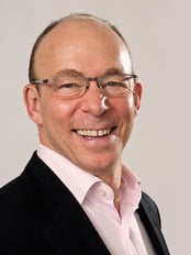 Dr David Caminer