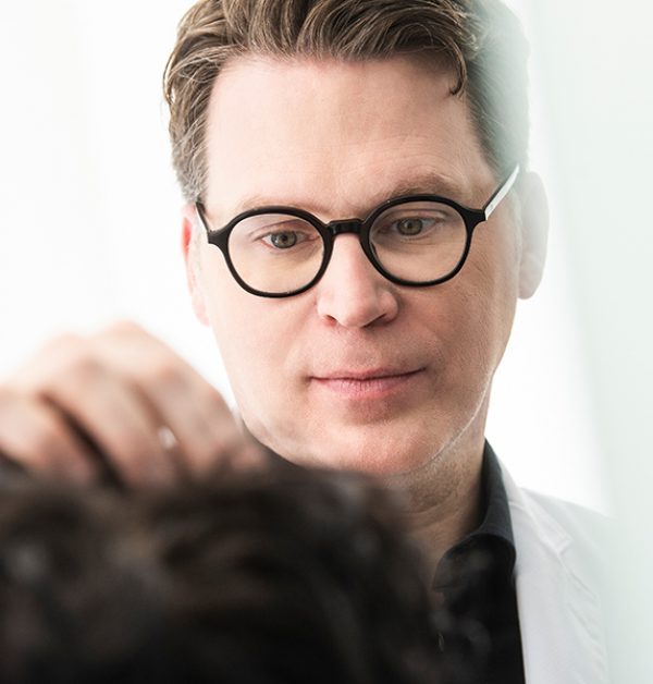Dr. Benoit LeBlanc